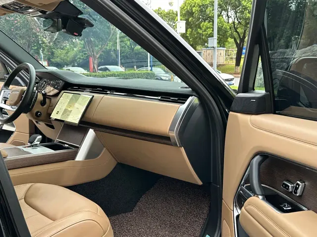 Land Rover Range Rover — Фото автомобиля 11