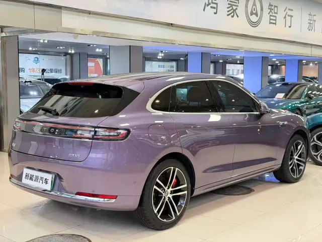 Aito M5 — Фото автомобиля 12