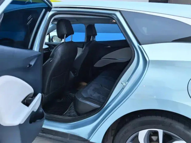 Buick Velite 6 — Фото автомобиля 11