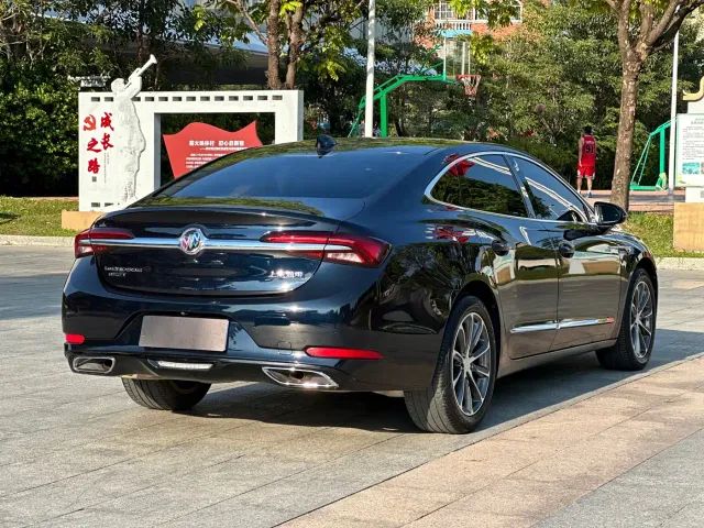 Buick LaCrosse — Фото автомобиля 7