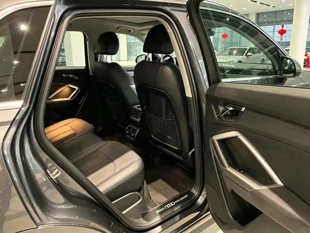 Audi Q3 — Фото автомобиля 10