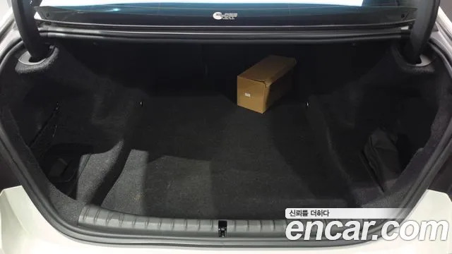 BMW 5 Series G30 — Фото автомобиля 26