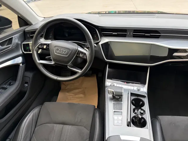Audi A7L — Фото автомобиля 7