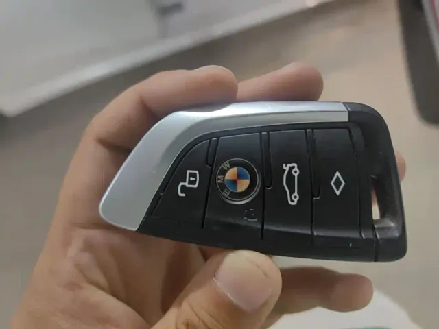 BMW 3 Series — Фото автомобиля 10