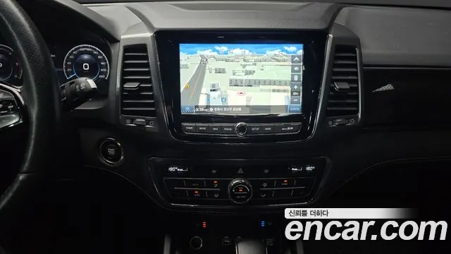 KG_Mobility_Ssangyong Rexton Новый Rexton Sport Khan Дизель 2.2 4WD — Фото автомобиля 13