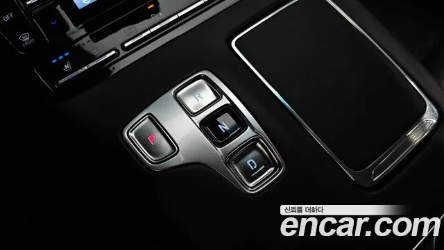 Hyundai Grandeur Grandeur (New) — Фото автомобиля 12