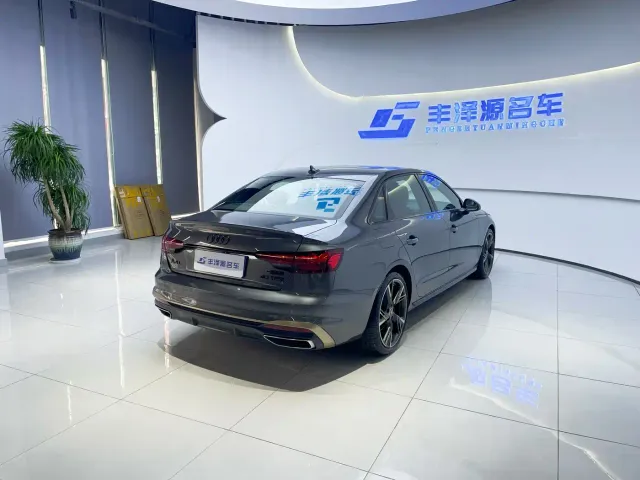 Audi A4L — Фото автомобиля 4