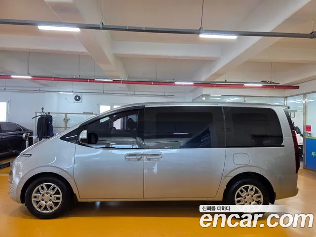 Hyundai Staria — Фото автомобиля 5