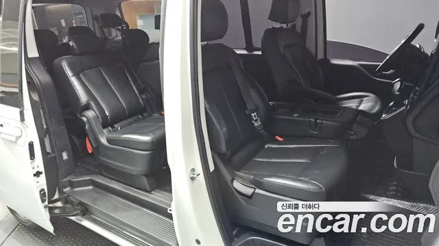 Hyundai Staria Staria Tourer 9 мест — Фото автомобиля 18