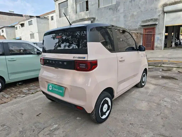Wuling Hongguang Mini EV — Фото автомобиля 6
