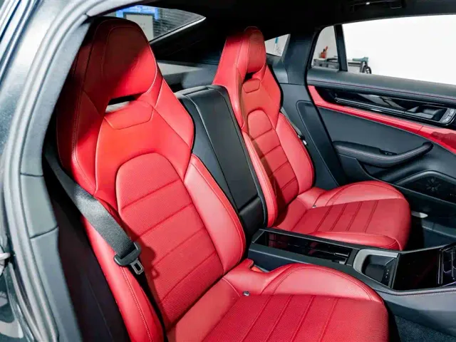 Porsche Panamera — Фото автомобиля 24