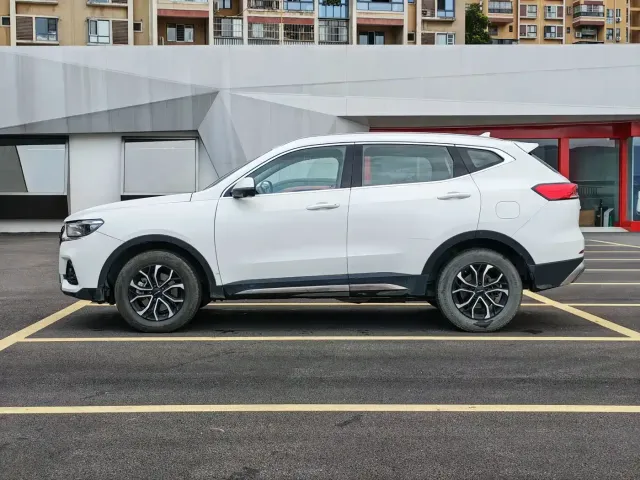 Haval H6 — Фото автомобиля 15