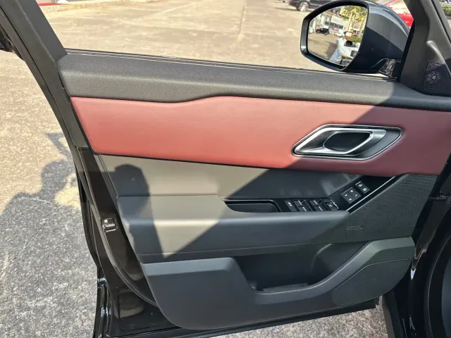 Land Rover Range Rover Velar — Фото автомобиля 14