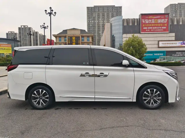 GAC Trumpchi M8 — Фото автомобиля 4