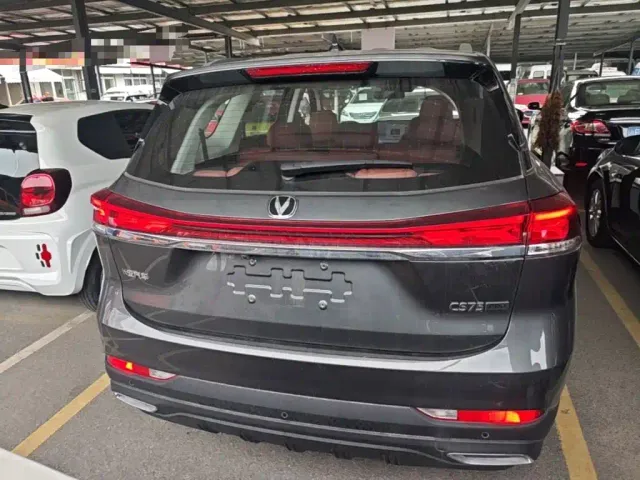 Changan CS75 — Фото автомобиля 5