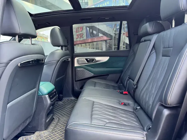 GAC Trumpchi GS8 — Фото автомобиля 8