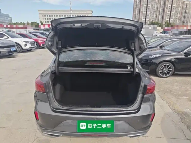 Changan Eado — Фото автомобиля 18