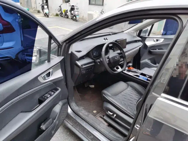 Wuling Motors Wuling Jiachen 2022 1.5T CVT Exclusive Flagship Model — Фото автомобиля 12