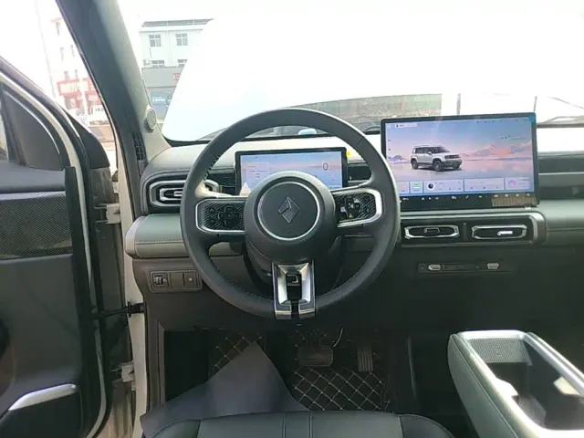 Baojun Yep Plus — Фото автомобиля 10