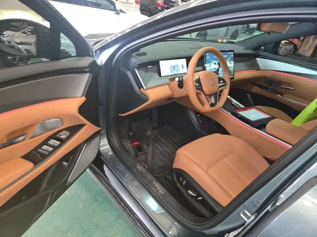 BYD Han L — Фото автомобиля 15
