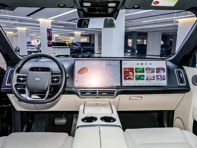 Li Auto L8 — Фото автомобиля 23