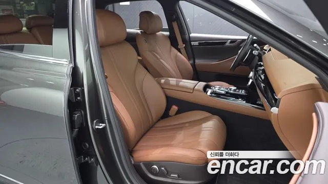 Genesis G80 Бензин 2.5 турбо AWD — Фото автомобиля 26