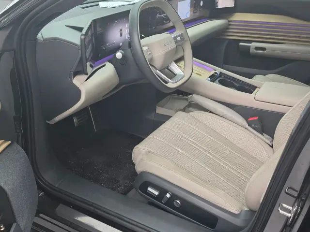 Audi E5 Sportback — Фото автомобиля 4