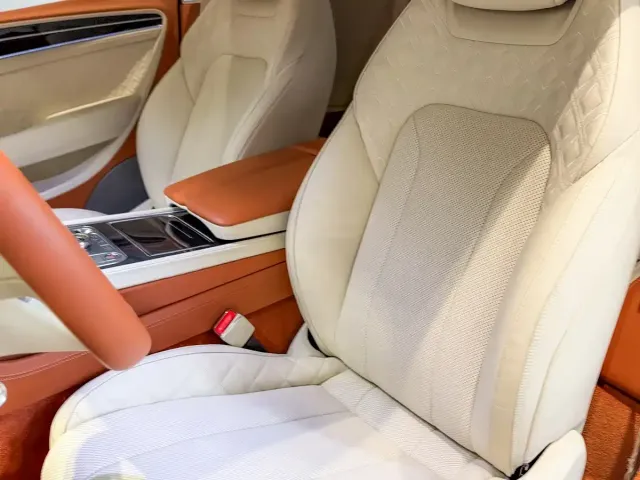 Bentley Continental — Фото автомобиля 19