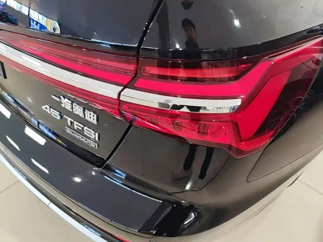 Audi A6L — Фото автомобиля 7