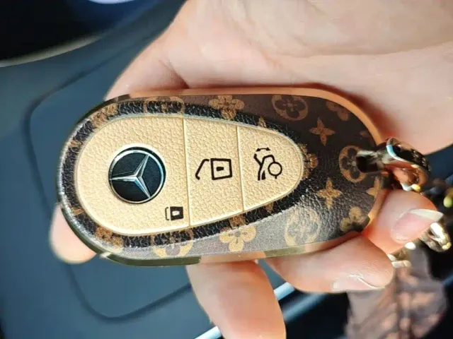 Mercedes-Benz C-Class — Фото автомобиля 8