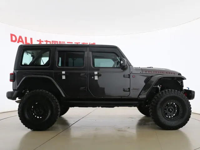 Jeep Wrangler — Фото автомобиля 15