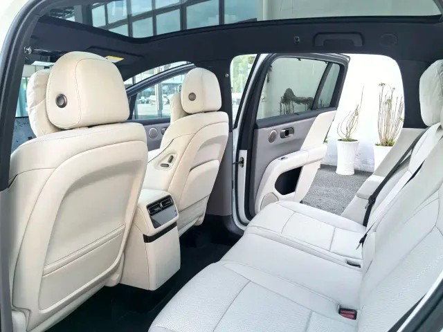 Li Auto i6 — Фото автомобиля 6