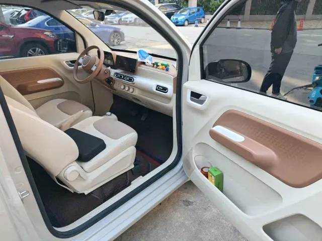Wuling Hongguang Mini EV — Фото автомобиля 19