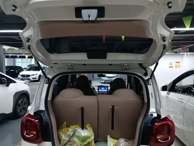 Wuling Hongguang Mini EV — Фото автомобиля 18