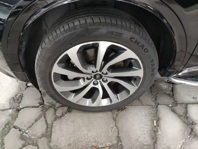 Land Rover Discovery Sport — Фото автомобиля 22
