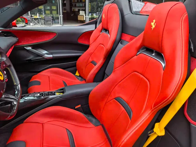 Ferrari SF90 — Фото автомобиля 11