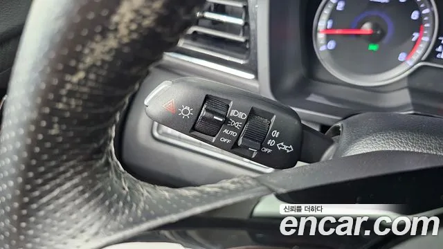 KG_Mobility_Ssangyong TIBOLI Very New Tivoli Бензин 1.5 2WD — Фото автомобиля 29