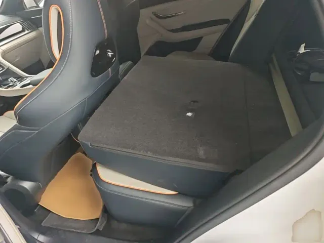 BYD Song PLUS — Фото автомобиля 16