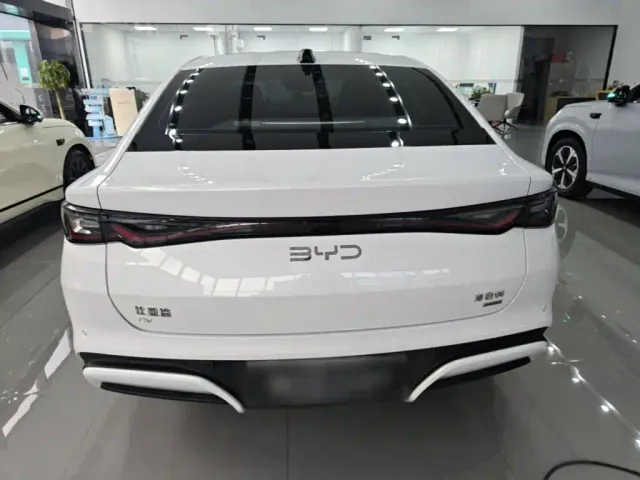 BYD Seal 06 — Фото автомобиля 5