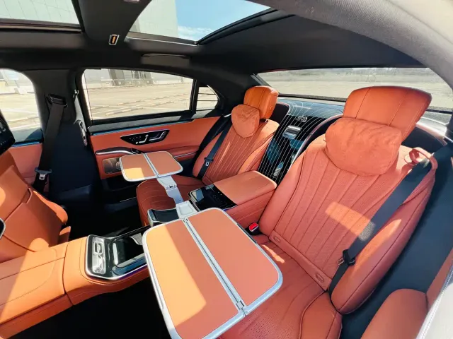 Mercedes-Benz S-Class — Фото автомобиля 11