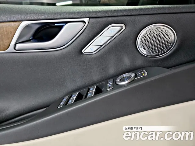 Genesis G80 Бензин 2.5 турбо AWD — Фото автомобиля 13