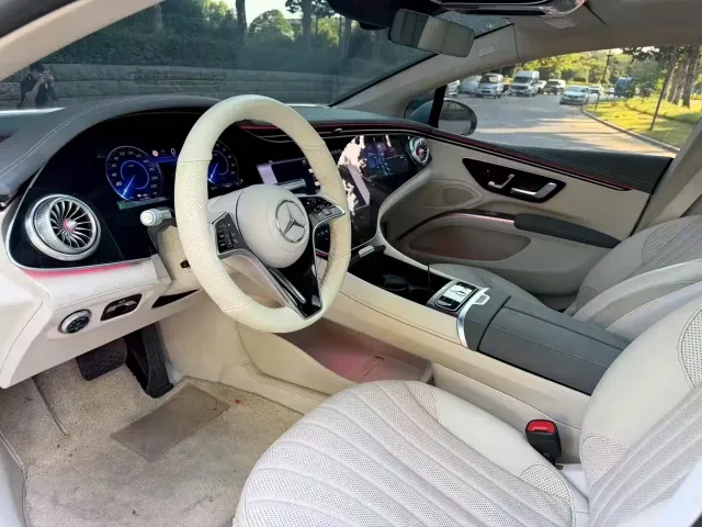 Mercedes-Benz EQS — Фото автомобиля 4