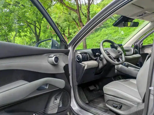 BYD Yuan PLUS — Фото автомобиля 7