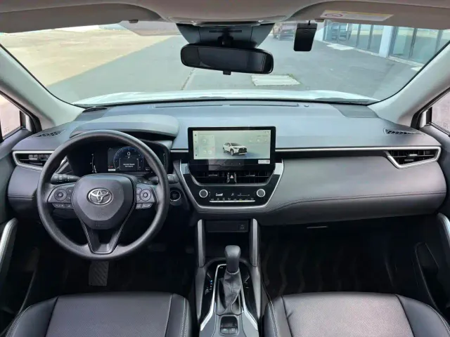 Toyota Corolla Cross — Фото автомобиля 9