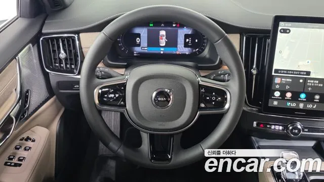 Volvo S90 — Фото автомобиля 13