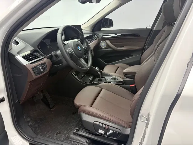 BMW X1 — Фото автомобиля 4
