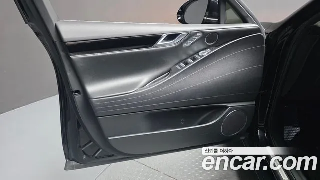 Genesis G80 RG3 — Фото автомобиля 13