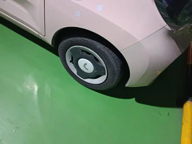 Wuling Hongguang Mini EV — Фото автомобиля 6