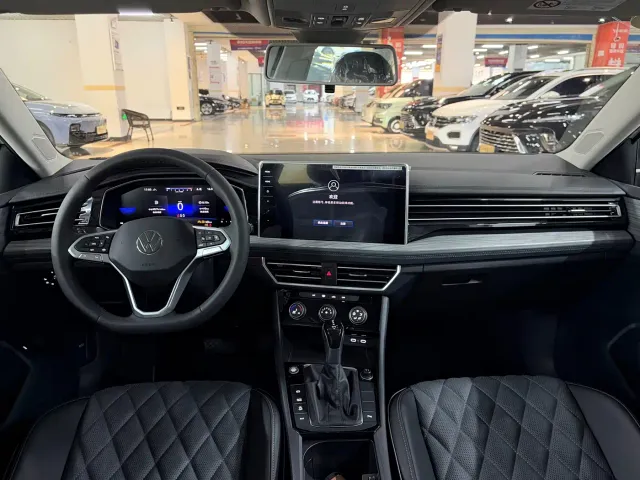 Volkswagen Sagitar — Фото автомобиля 7
