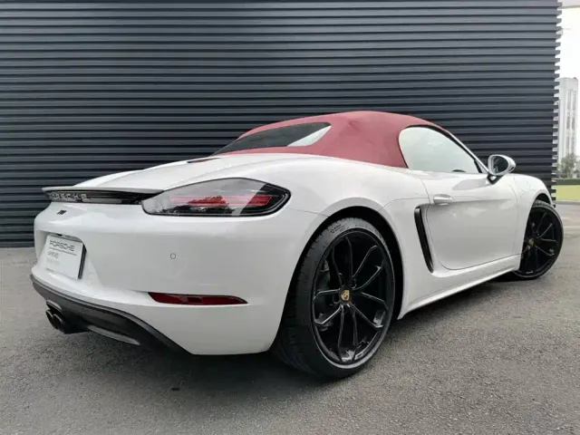Porsche 718 — Фото автомобиля 18